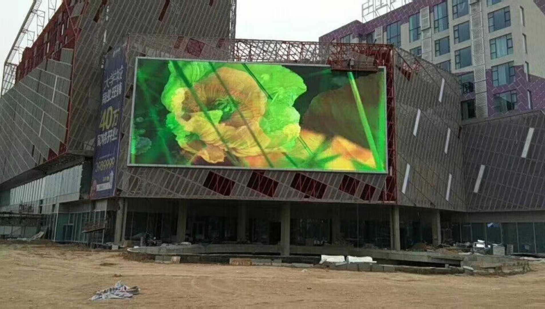 江南户外LED显示屏
